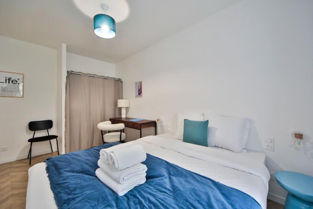 De Charme Proche Du Canal Saint-martin Apartment